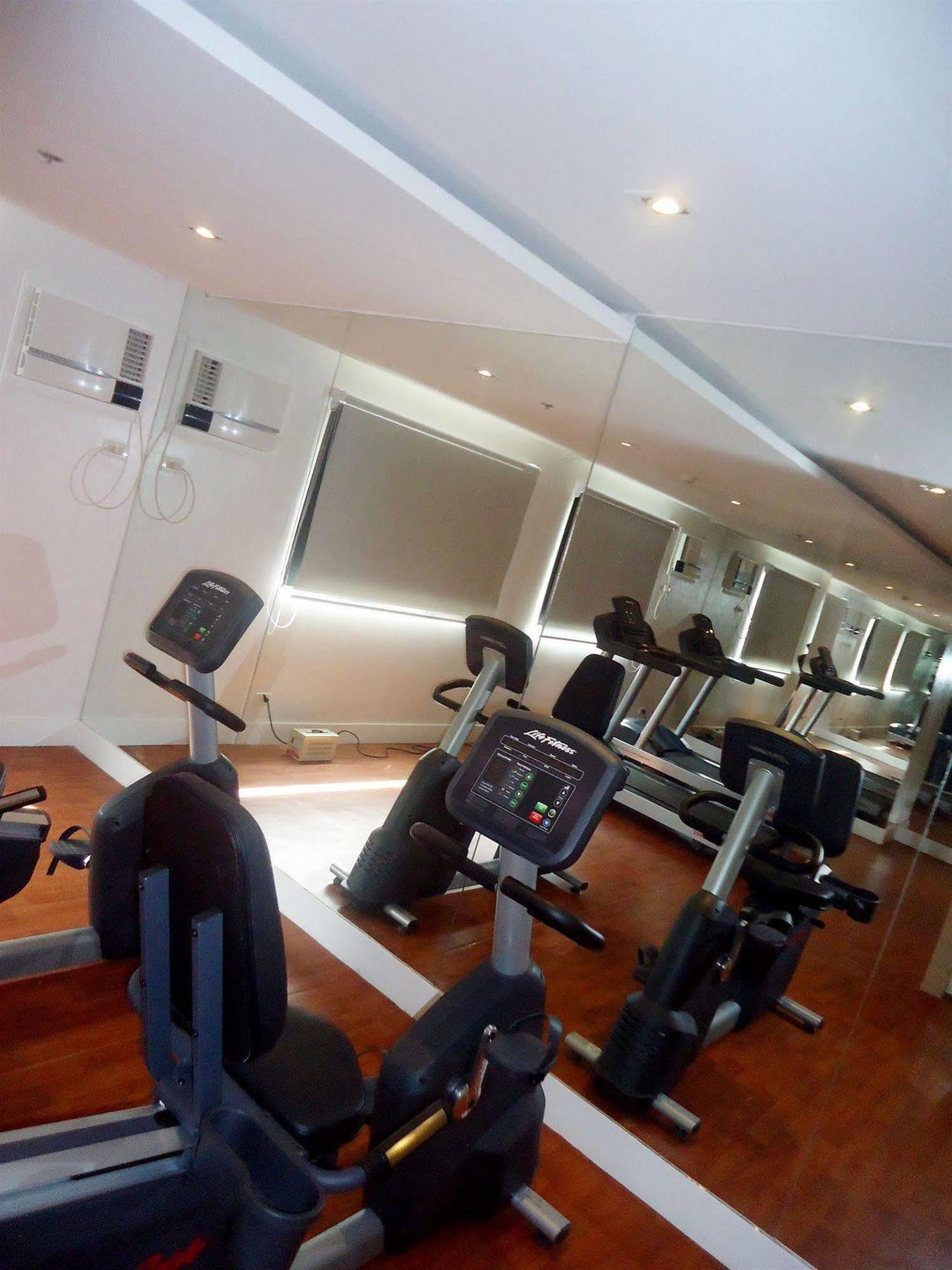Hotel Injap Tower 3*
